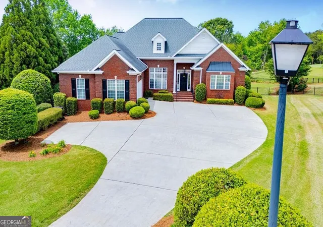 Photo 1 of Single family home for sale at 210 Turnberry Cir, Carrollton, GA 30116 | MLS# 10774310 | Listing updated on 2026-08-29
