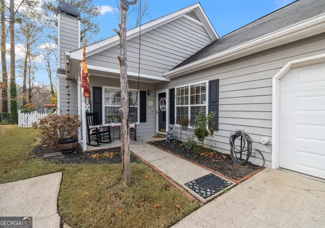3rd image of 195 Woodgate Dr, Fayetteville, GA 30214 | MLS# 10815842