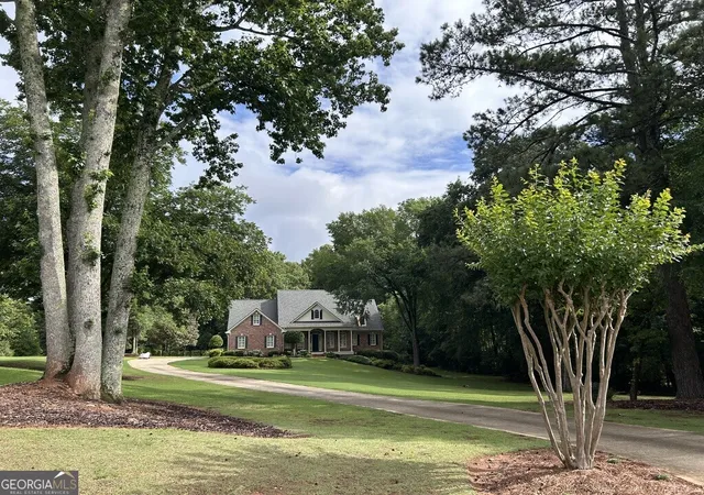 Homes for sale in Social Circle, GA | 105 Meadow Trl, Social Circle, GA 30025 | MLS# 10800702