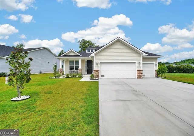 3rd image of 20 Nettleton Ln, Richmond Hill, GA 31324 | MLS# 10820589