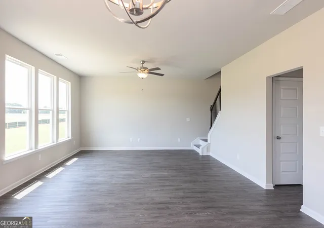 Photo 4 of Single family home for sale at 384 Crimson Feather Dr, Jefferson, GA 30549 | MLS# 10784654 | Listing updated on 2026-10-05