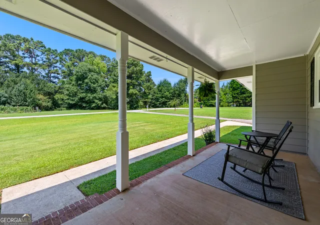 Photo 3 of Single family home for sale at 114 Paddle Wheel Dr, Lagrange, GA 30240 | MLS# 10814757 | Listing updated on 2026-09-18