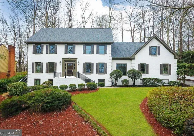 Photo 1 of Sale Pending at 1565 Summerset Dr, Atlanta, GA 30338 | MLS# 10737276 | Listing updated on 2026-09-13
