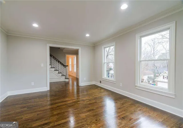 Photo 4 of Sale Pending at 1565 Summerset Dr, Atlanta, GA 30338 | MLS# 10737276 | Listing updated on 2026-09-13