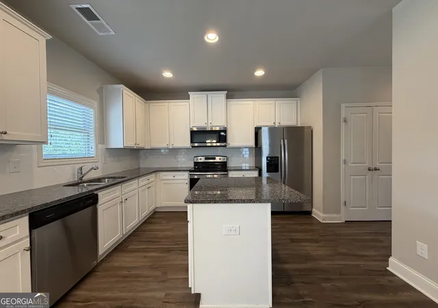 Photo 3 of Single family home for sale at 133 Donegal Wy, Dallas, GA 30132 | MLS# 10772866 | Listing updated on 2026-10-03