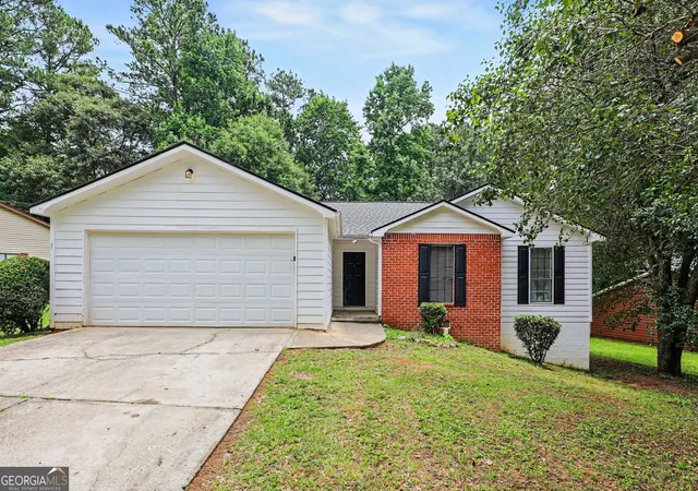 Photo 1 of Single family home for sale at 9112 Raven Dr, Jonesboro, GA 30238 | MLS# 10785204 | Listing updated on 2026-09-22