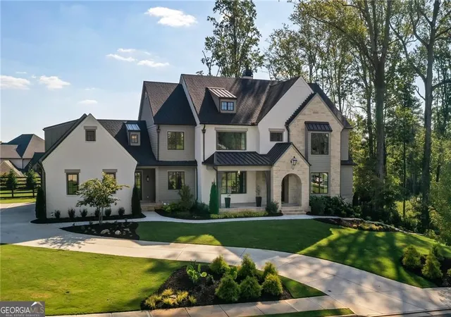 2nd image of 1050 Little River Ln, Alpharetta, GA 30004 | MLS# 10606236