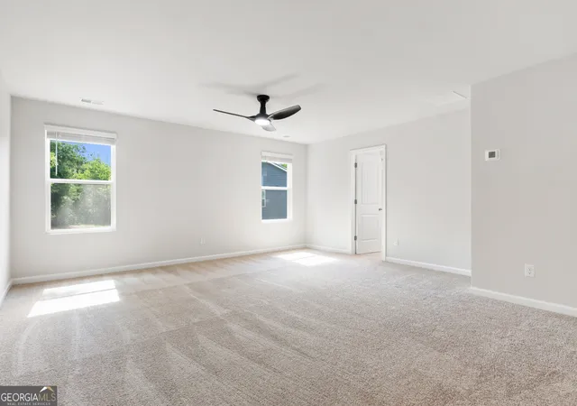 Photo 3 of Sale Pending at 303 Hudson Ct, Jackson, GA 30233 | MLS# 10808556 | Listing updated on 2026-08-21