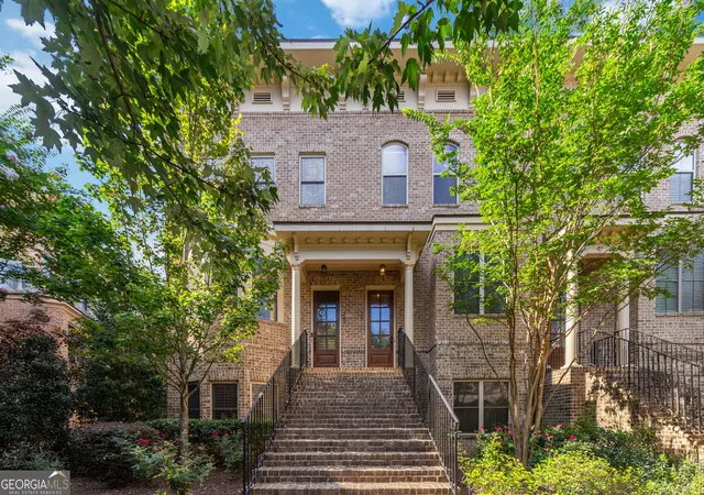 Photo 1 of Sale Pending at 567 Ansley Cir Ne, Atlanta, GA 30324 | MLS# 10806265 | Listing updated on 2026-09-12