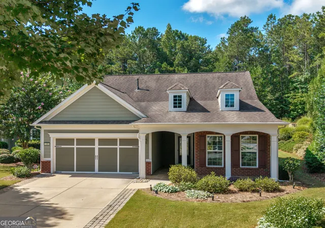 Photo 1 of Single family home for sale at 100 Crape Myrtle Dr, Griffin, GA 30223 | MLS# 10823429 | Listing updated on 2026-08-25