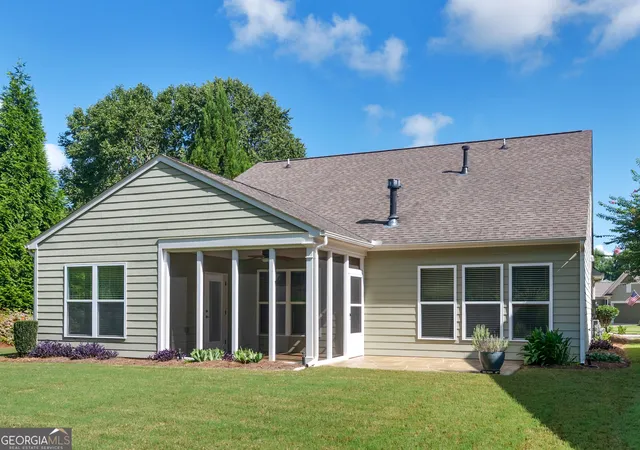 Photo 3 of Single family home for sale at 100 Crape Myrtle Dr, Griffin, GA 30223 | MLS# 10823429 | Listing updated on 2026-08-25