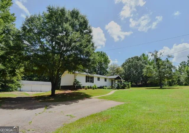 Photo 2 of Single family home for sale at 104 Gainer Rd, Griffin, GA 30223 | MLS# 10810402 | Listing updated on 2026-08-08