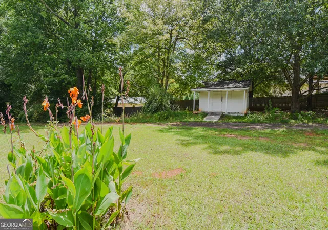Photo 4 of Single family home for sale at 104 Gainer Rd, Griffin, GA 30223 | MLS# 10810402 | Listing updated on 2026-08-08