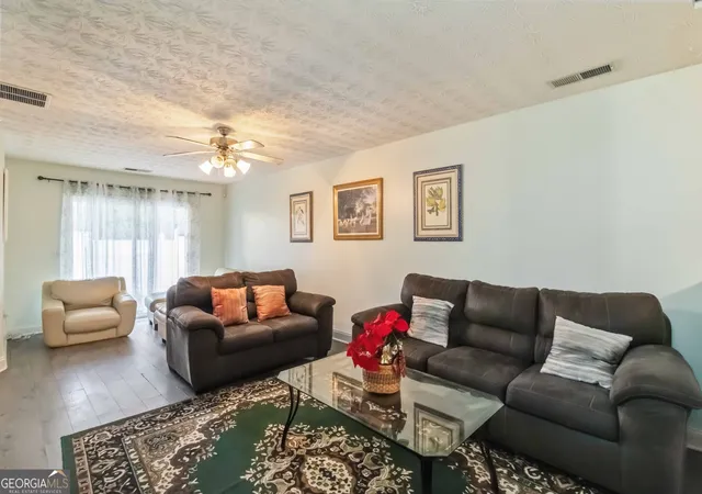 image of 342 Tara Commons Cir, Loganville, GA 30052 | MLS# 10807215