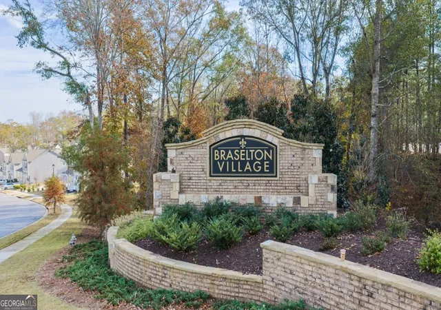 4th image of 149 King Vlg, Braselton, GA 30517 | MLS# 10782919