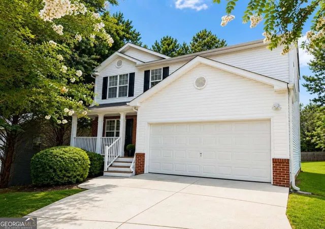 Photo 3 of Single family home for sale at 119 Bainbridge Ct, Dallas, GA 30132 | MLS# 10822360 | Listing updated on 2026-08-23