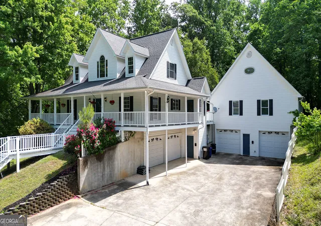 Photo 2 of Single family home for sale at 3426 Clarks Bridge Rd, Gainesville, GA 30506 | MLS# 10834411 | Listing updated on 2026-09-10