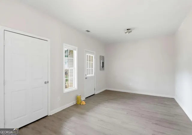 Photo 2 of Sale Pending at 4291 Notting Hl Dr Sw, Atlanta, GA 30331 | MLS# 10813426 | Listing updated on 2026-08-10
