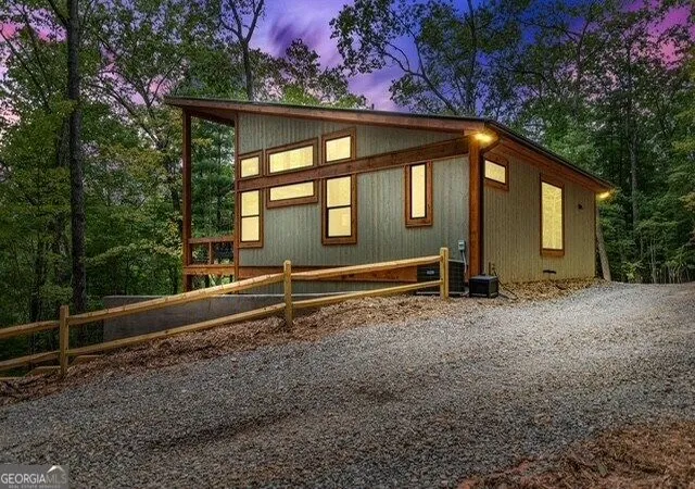 Photo 3 of Single family home for sale at 1360 Black Ankle Crk Rd, Blue Ridge, GA 30513 | MLS# 10820196 | Listing updated on 2026-08-20