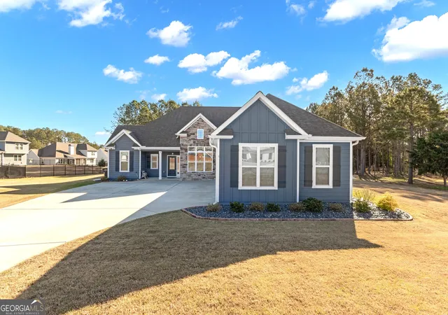 3rd image of 30 Perkins Cvs, Senoia, GA 30276 | MLS# 10705763