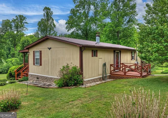 Photo 2 of Sale Pending at 2011 Ac Mountain View Rd, Mc Caysville, GA 30555 | MLS# 10772505 | Listing updated on 2026-09-29