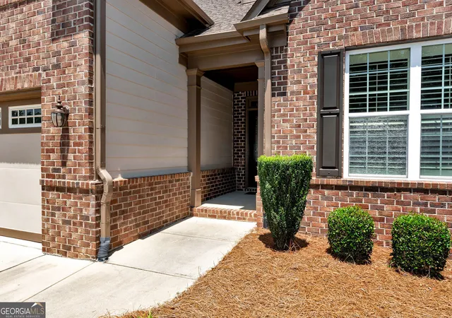 Photo 3 of Single family home for sale at 3450 Locust Cvs Rd, Gainesville, GA 30504 | MLS# 10776468 | Listing updated on 2026-06-16