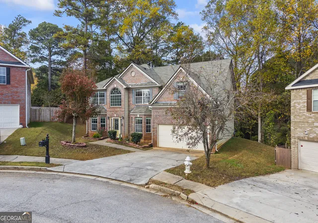 Photo 3 of Single family home for sale at 1546 Evergreen Holw Ln, Conyers, GA 30012 | MLS# 10640799 | Listing updated on 2026-09-02