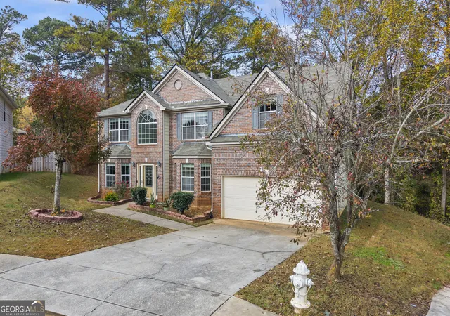 Photo 3 of Single family home for sale at 1546 Evergreen Holw Ln, Conyers, GA 30012 | MLS# 10640799 | Listing updated on 2026-09-02