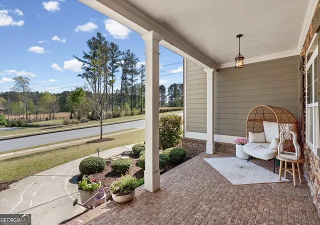 Photo 3 of Sale Pending at 802 Double Branches Ln, Dallas, GA 30132 | MLS# 10833711 | Listing updated on 2026-09-08