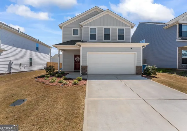 1st image of 813 Royal Red Ct, Mcdonough, GA 30253 | MLS# 10828598