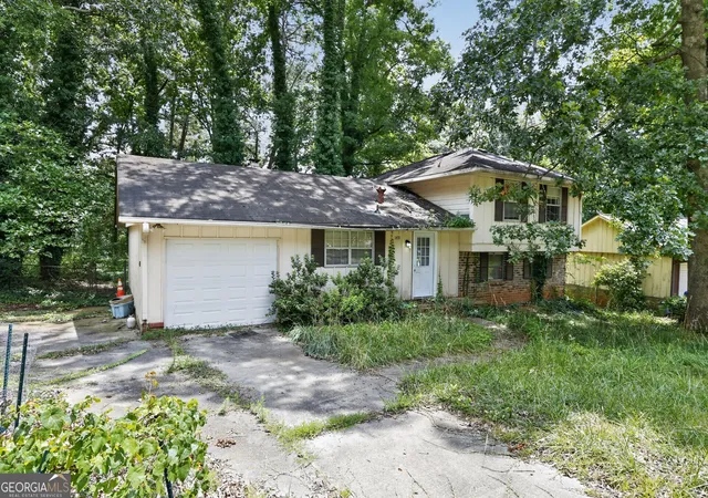 Photo 2 of Single family home for sale at 1470 Walnut Ridge Way, Stone Mountain, GA 30083 | MLS# 10809126 | Listing updated on 2026-08-13