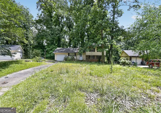 Photo 3 of Single family home for sale at 1470 Walnut Ridge Way, Stone Mountain, GA 30083 | MLS# 10809126 | Listing updated on 2026-08-13
