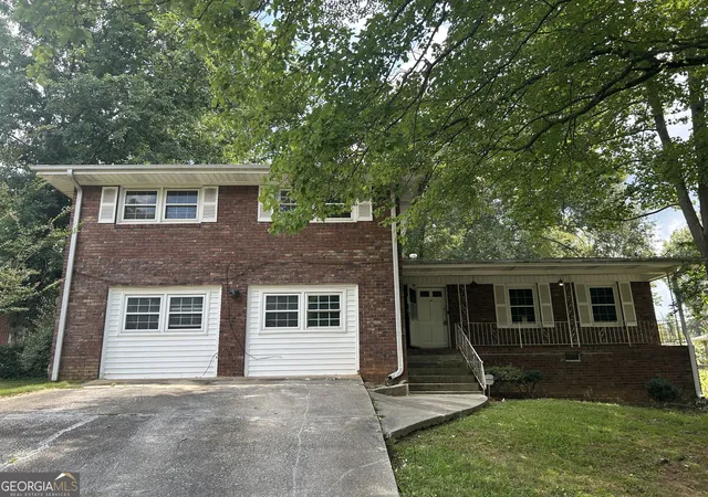 Photo 2 of Single family home for sale at 2644 Venus Wy, Decatur, GA 30034 | MLS# 10832822 | Listing updated on 2026-09-08