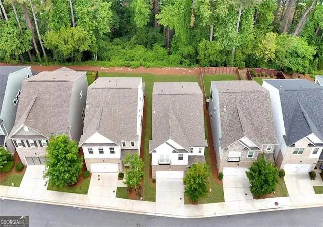 Photo 2 of Single family home for sale at 1229 Hampton Park Rd, Decatur, GA 30033 | MLS# 10832300 | Listing updated on 2026-09-29