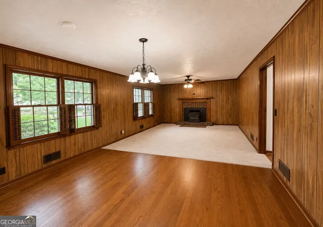 Photo 3 of Sale Pending at 1940 Old Concord Dr Se, Covington, GA 30016 | MLS# 10826038 | Listing updated on 2026-09-02