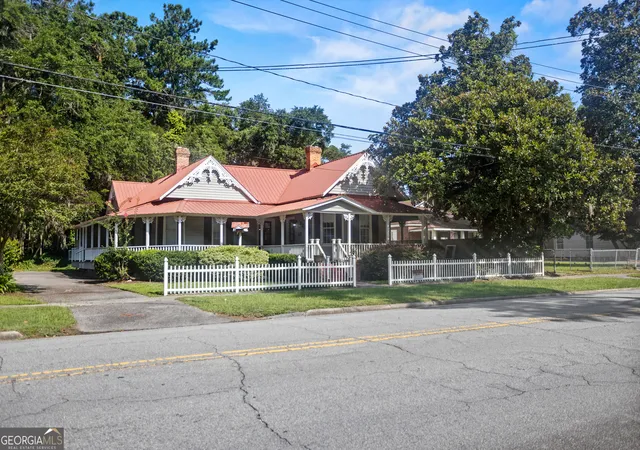 1st image of 325 N Main St, Hinesville, GA 31313 | MLS# 10798195