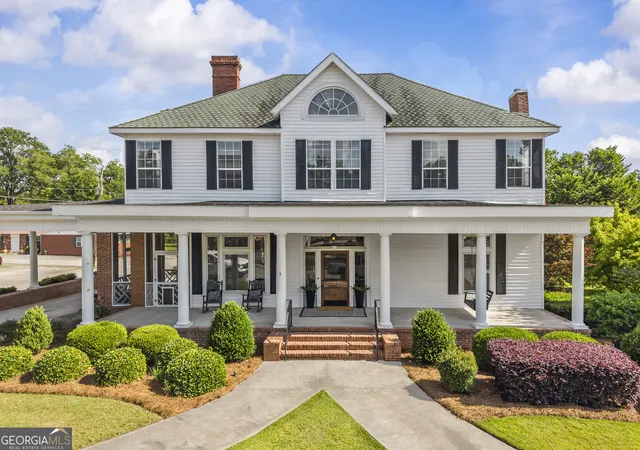 Photo 1 of Single family home for sale at 45 Court Sq, Warrenton, GA 30828 | MLS# 10701808 | Listing updated on 2026-07-23