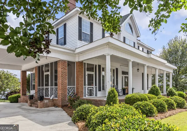Photo 3 of Single family home for sale at 45 Court Sq, Warrenton, GA 30828 | MLS# 10701808 | Listing updated on 2026-07-23