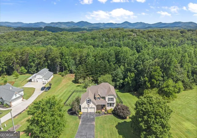 Photo 1 of Single family home for sale at 15 Hyalite Rd E, Dahlonega, GA 30533 | MLS# 10814878 | Listing updated on 2026-09-10