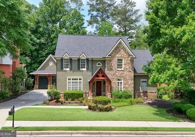 Photo 1 of Single family home for sale at 10470 Stanyan St, Alpharetta, GA 30022 | MLS# 10811975 | Listing updated on 2026-09-13