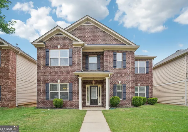 Photo 1 of Sale Pending at 60 Matador Way, Newnan, GA 30263 | MLS# 10569479 | Listing updated on 2025-11-18