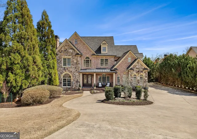 Photo 3 of Sale Pending at 9020 Old Terry Ford Rd, Gainesville, GA 30506 | MLS# 10705777 | Listing updated on 2026-10-05
