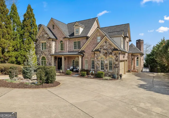 Photo 3 of Sale Pending at 9020 Old Terry Ford Rd, Gainesville, GA 30506 | MLS# 10705777 | Listing updated on 2026-10-05