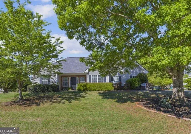 Photo 1 of Single family home for sale at 678 Bailey Dr, Jefferson, GA 30549 | MLS# 10870134 | Listing updated on 2026-10-24