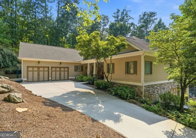 Photo 2 of Mansion for sale at 1050 Branch Rd, Canton, GA 30115 | MLS# 10816239 | Listing updated on 2026-08-30