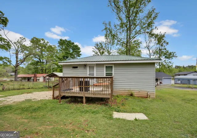 Homes for sale in Jackson, GA | 175 Cherokee Dr, Jackson, GA 30233 | MLS# 10713142