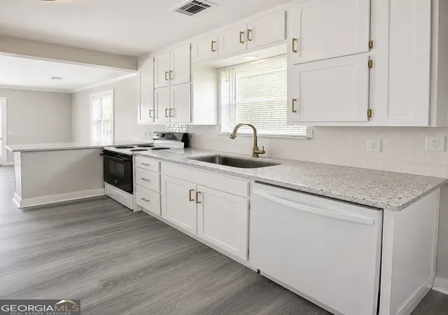 Photo 2 of Single family home for sale at 2782 Alden St, Macon, GA 31206 | MLS# 10836925 | Listing updated on 2026-09-21