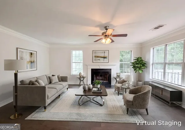 Photo 2 of Sale Pending at 3154 Kings Glen Dr, Decatur, GA 30034 | MLS# 10794663 | Listing updated on 2026-09-07