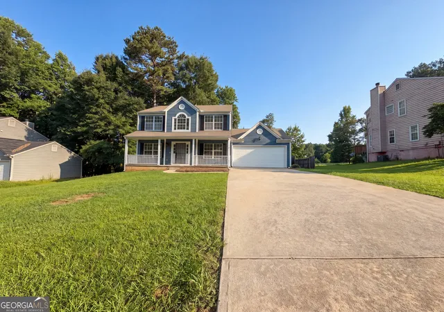 Photo 3 of Sale Pending at 3154 Kings Glen Dr, Decatur, GA 30034 | MLS# 10794663 | Listing updated on 2026-09-07
