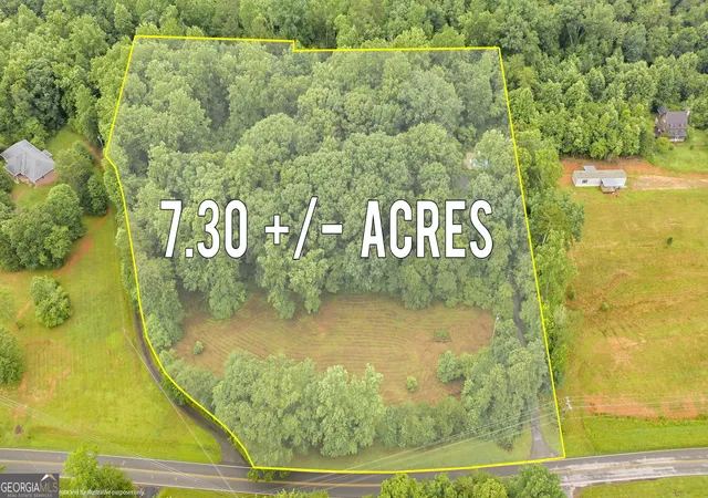 Homes for sale in Cornelia, GA | 2218 J Warren Rd, Cornelia, GA 30531 | MLS# 10791497